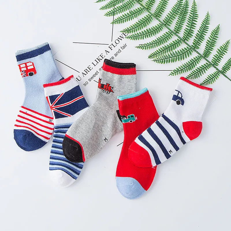 Autumn Winter Children Girls Boys Socks Fashion Cartoon Combed Cotton Kids Student Comfortable Socks