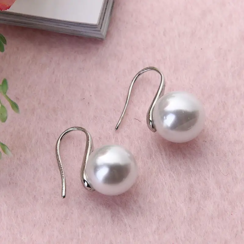

Simple White Alloy Beads Stud Earrings Classic Simple OL Simulated Pearl Stud Earrings for Gift