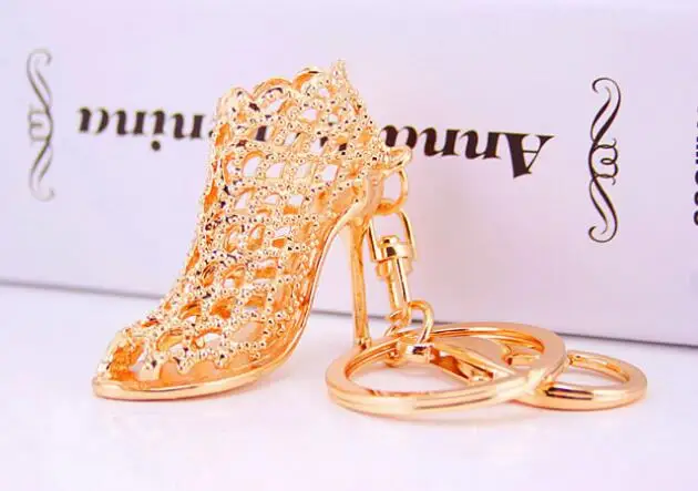 High Heels Keychain Color Gold