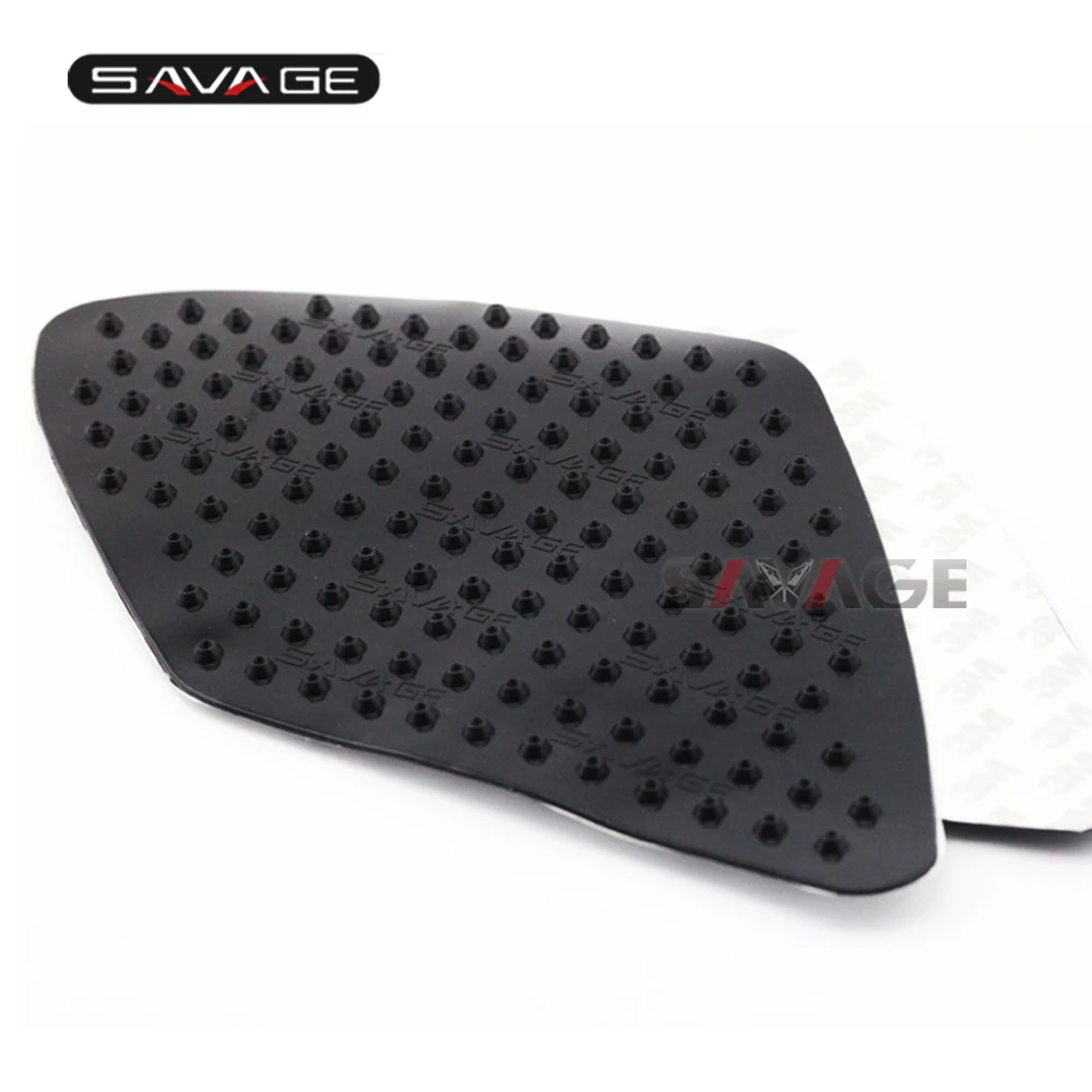 SG1078 Traction tank pads (3)