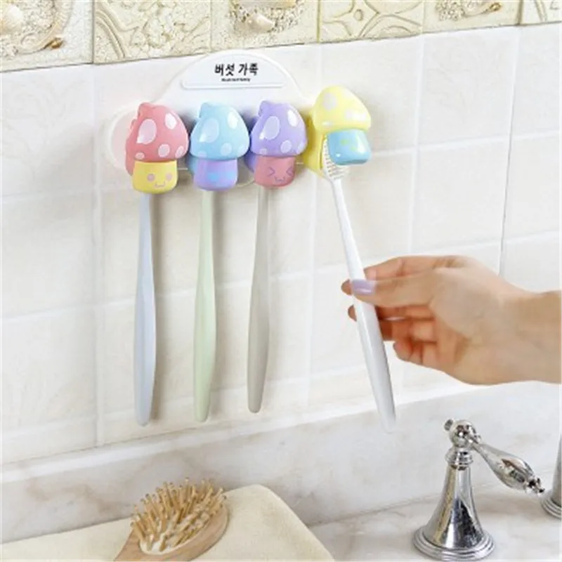4 PCS/Set Baby Toothbrushes Holder Baby Kid Cute Mushroom Tooth Care Tool Toothbrushes Head Protector with Sucker Suction Holder 4 PCS/Set Baby Toothbrushes Holder Baby Kid Cute Mushroom Tooth Care Tool Toothbrushes Head Protector with Sucker Suction Holder