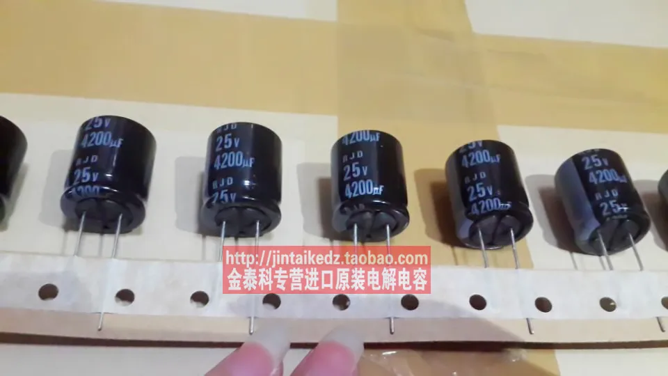 

2019 hot sale 10pcs/30pcs ELNA imported electrolytic capacitors 25V4200UF 18X20 RJD series of 105 degrees spot free shipping