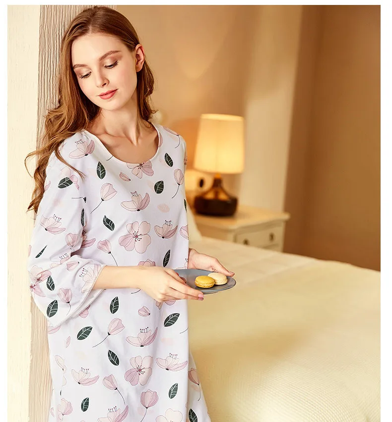 

2019 Newest Ladies Spring and Summer Long-sleeved Nightdress Floral Print Lace Large Size Breathable Home Women Bedgown