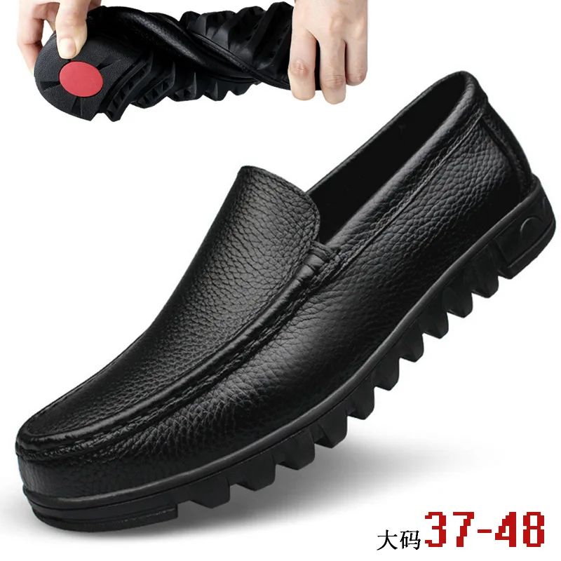 

Business leisure shoes Hollow out men's shoes Large leather shoes Slip-proof soft sole comfortable overshoes 37-48