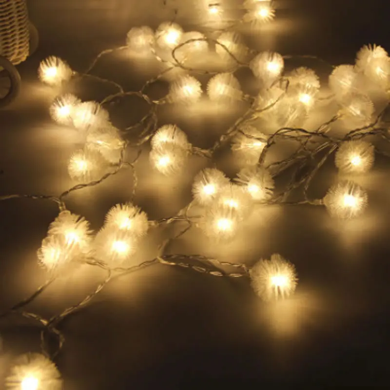 

4M 40leds Fur Ball Snowball 3 AA Battery Powered Fairy LED String Lights Outdoor Christmas New Year Garden Decoration