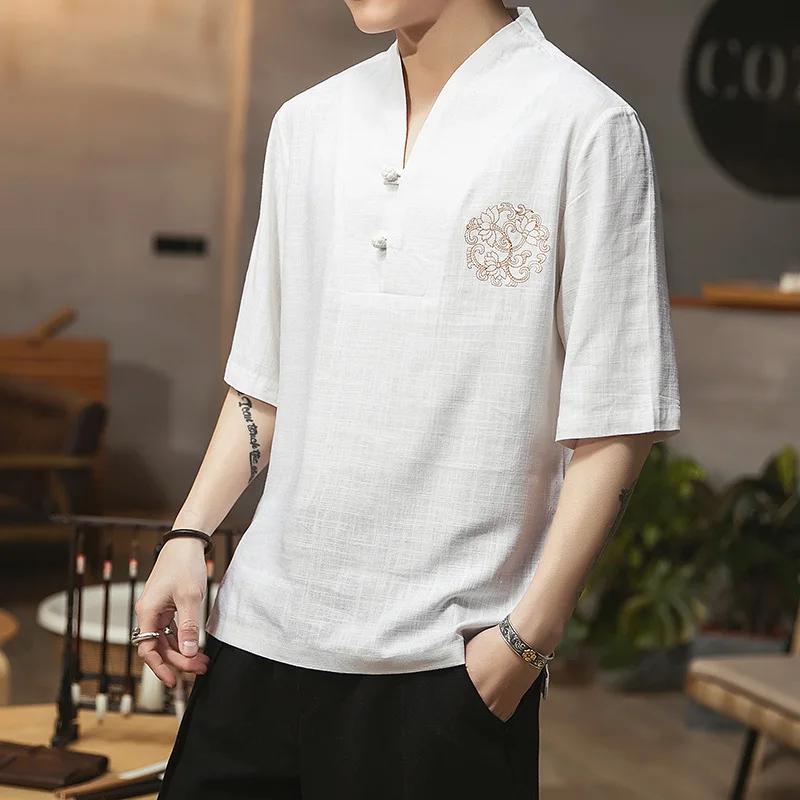 

2019 summer new Chinese style cotton and linen embroidery men's casual seven-point sleeve T-shirt large size embroidery button