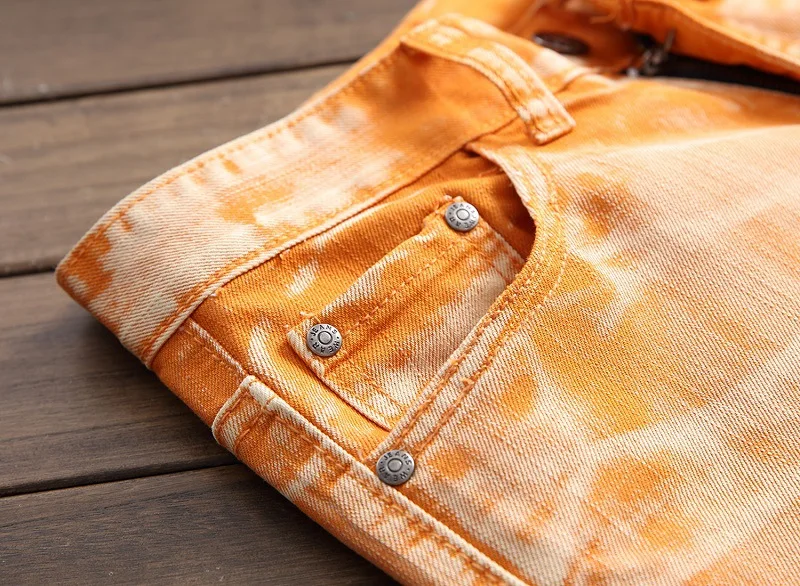 8596701706_1929263513