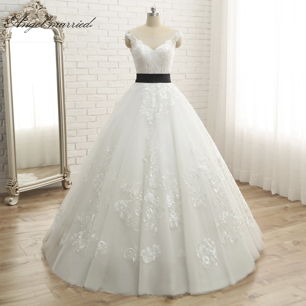 Vestido de novia con cinturon negro Clearance