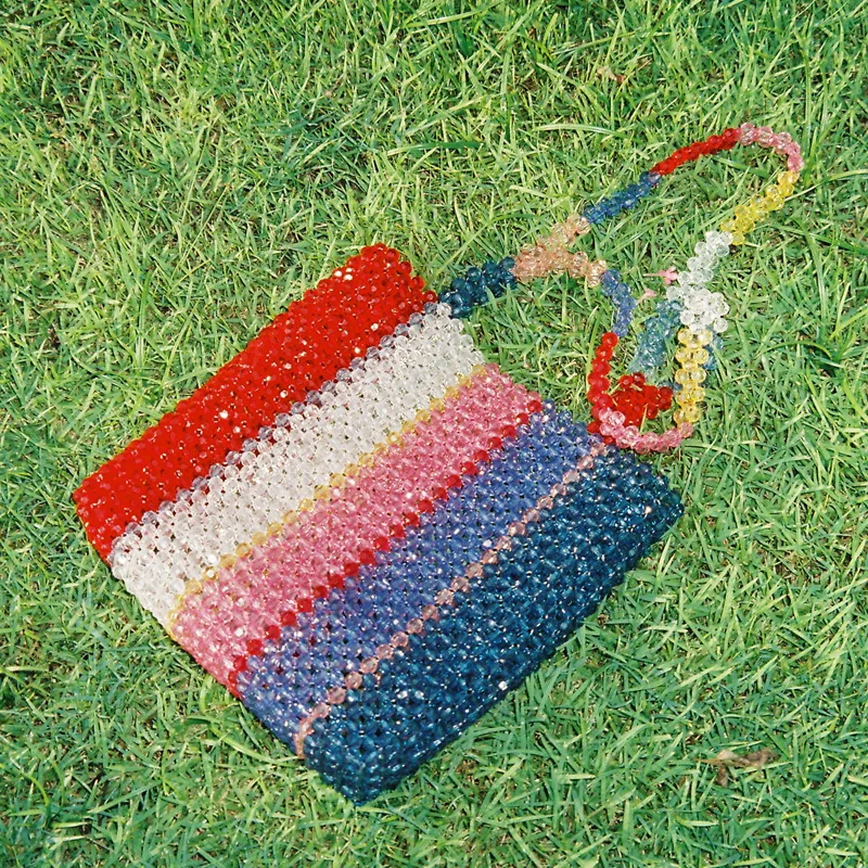 

Rainbow Glitter Beading Women Totes Shoulder Bags Handmade Sliver Crystal Pearl Handbags For Girls 2019 Big Summer Beach Bags