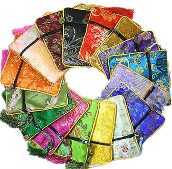 

10Pcs 16Colors Jewelry Tassel Silk Brocade Packaging Floral Fabric Vintage Square Samll Stoarge Jewelery Trendy Handbags Tips