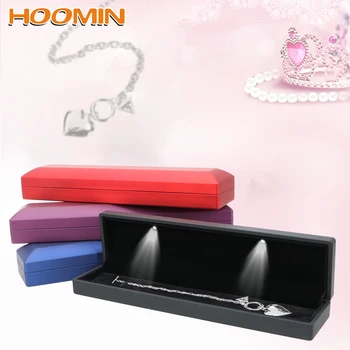 

HOOMIN Jewelry Display Case Portable LED Light Jewelry Box Organizer Necklace Storage Box Gift Packaging