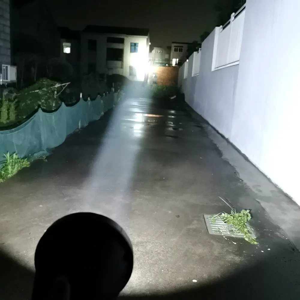 

18650 Super Bright T6/L2/P50 3 Modes LED Flashlight Powerful Flash Torch Flashlight Rechargeable Camping Night Lighting Light