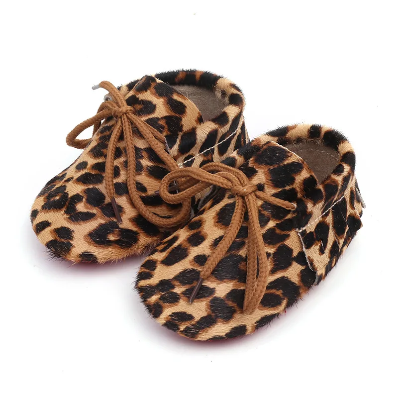 Мода весна/осень бренд из натуральной кожи сначала ходунки шнуровке с леопардовым принтом детская обувь Детские Угги детские мокасины