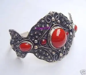 

Exquisite local characteristics of the bracelet-CNBnmbj -f