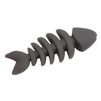 

Transer For Hamster Pet Toy Luminous TPR Rubber Toy Bite-Resistant Molar Tooth Fish Bone Juguetes 18 Dec28