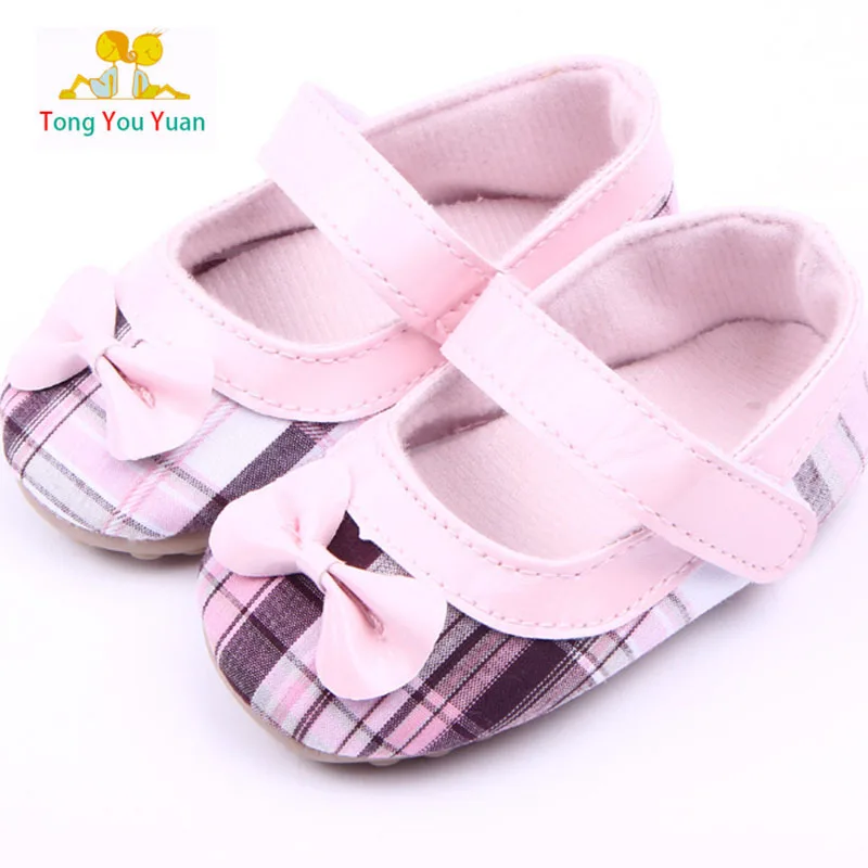 Baby plastic feet girl shoes learn the first walk shoes plastic bottom