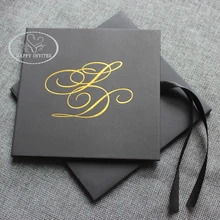 В некоторые страны! HI1112-изготовленная на заказ черная твердая обложка свадебная открытка с золотой фольгой, сделанная в Китае