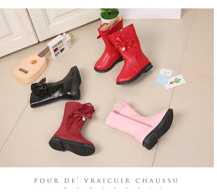 Зимние детские ботинки для девочек с бантом; весенние ботинки с заклепками и кружевной подкладкой из короткого плюша; модные детские боты; зимние сапоги из искусственной кожи; Цвет Красный