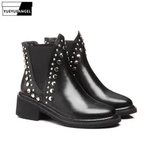 Женская обувь круглый носок натуральная кожа, для панков, женские ботинки «Челси» с заклепками; толстый каблук мотоциклетная обувь