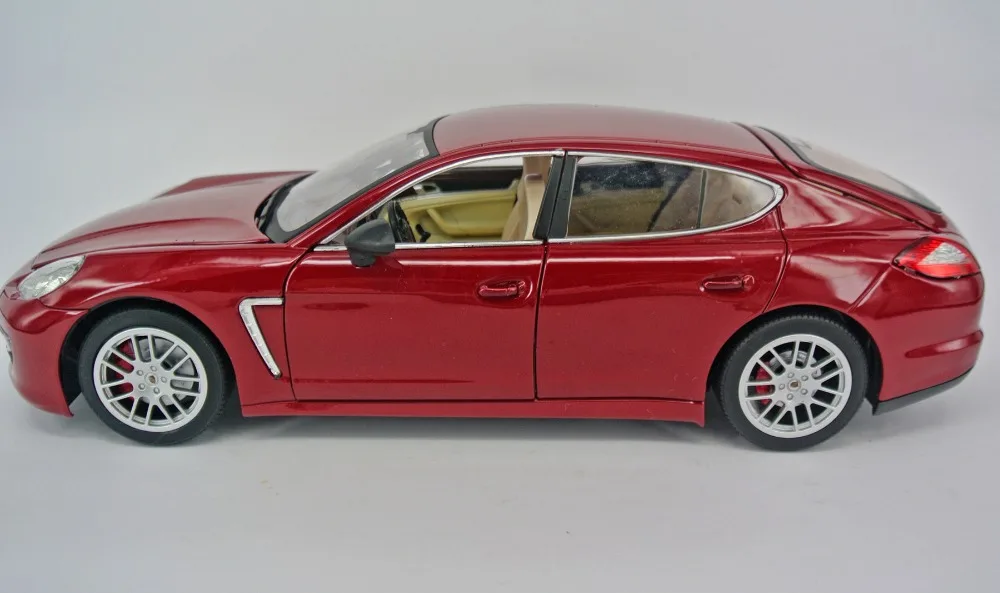 

1:18 Diecast Model Car for MZ Pana Mera Alloy Car Model Hot Selling Diecast Gifts Christmas