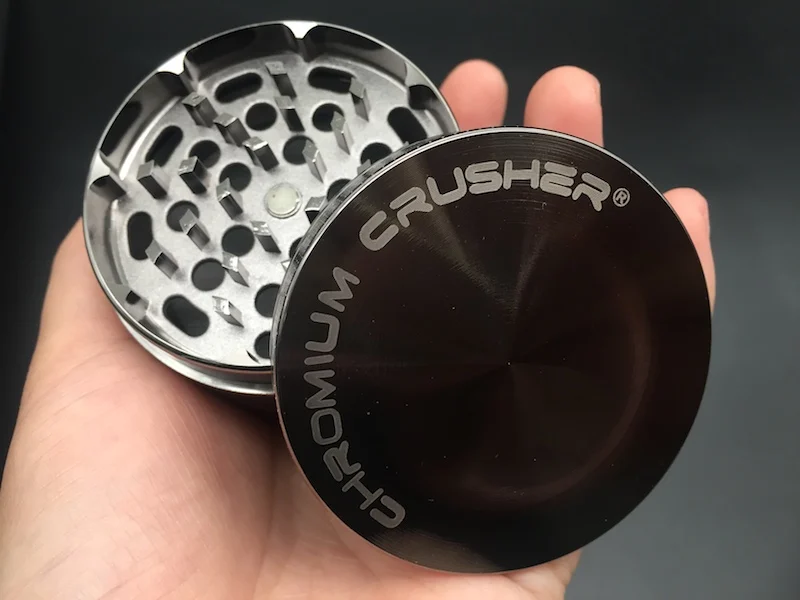 

Metal CHROMIUM CRUSHER grinder Crusher Grinder 40mm 63mm 4pc zicn alloy smoke tobacco herbal herb grinder for smoking dry herb
