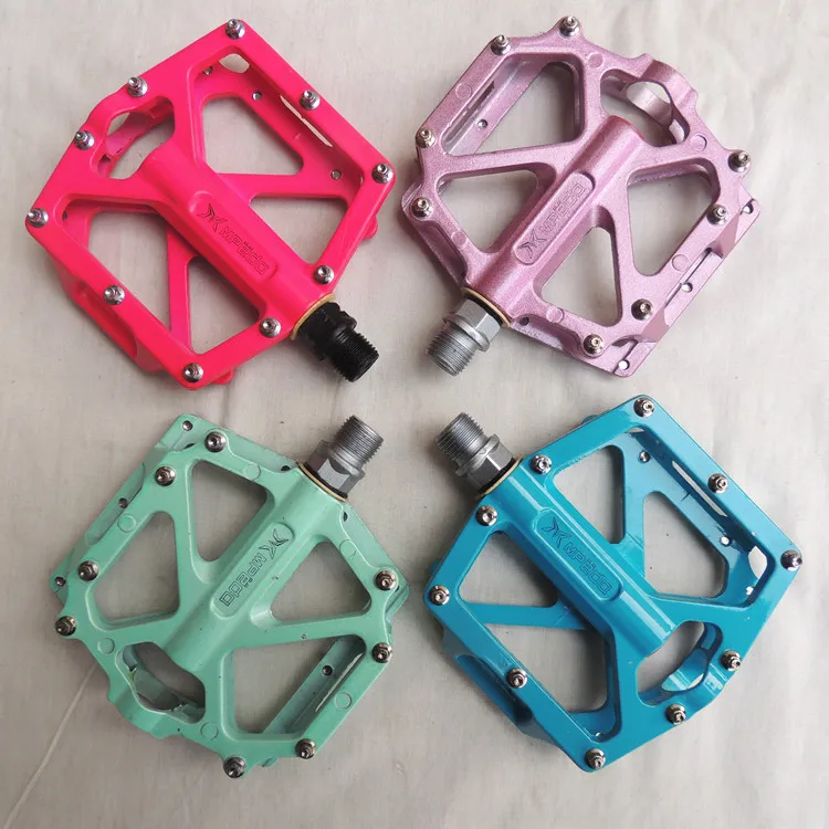 

2018 Bicycle Pedal Anti-slip Ultralight CNC MTB Mountain Bike Pedal Sealed Bearing Pedals Bicycle Accessories