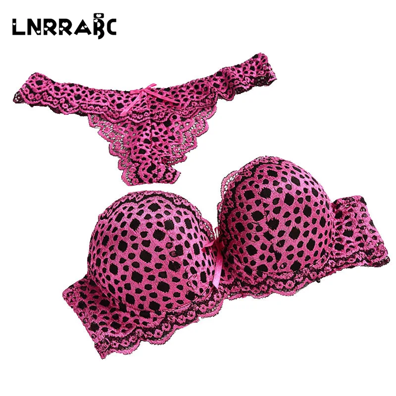 leopard print bra and panties