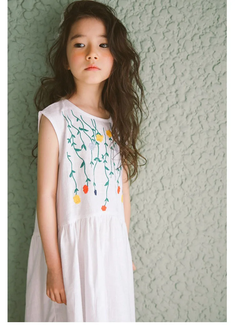 Teenage Kids Cotton Dressa Line White  2019 Summer Princess Dresses Girls Sleeveless Embroidery Floral Little Girls Clothing 4 5 6 7 8 9 10 11 12 13 14 15 years toddler children dress party (6).jpg