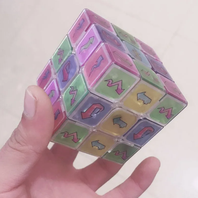 

Transparent Magic Cube 3x3x3 Arrow Print 5.6 cm Speed Puzzle Cube Educational Toys for Children Gift