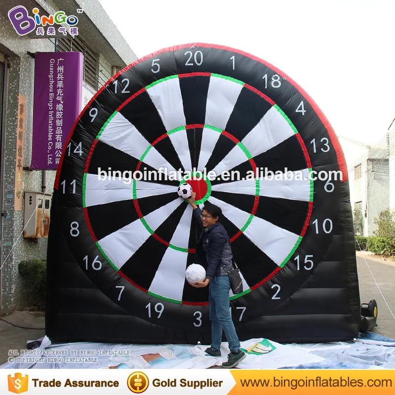

13ftH inflatable soccer darts board,inflatable football dart game,giant inflatable dart board 4m high 4m long BG-G0477 toy