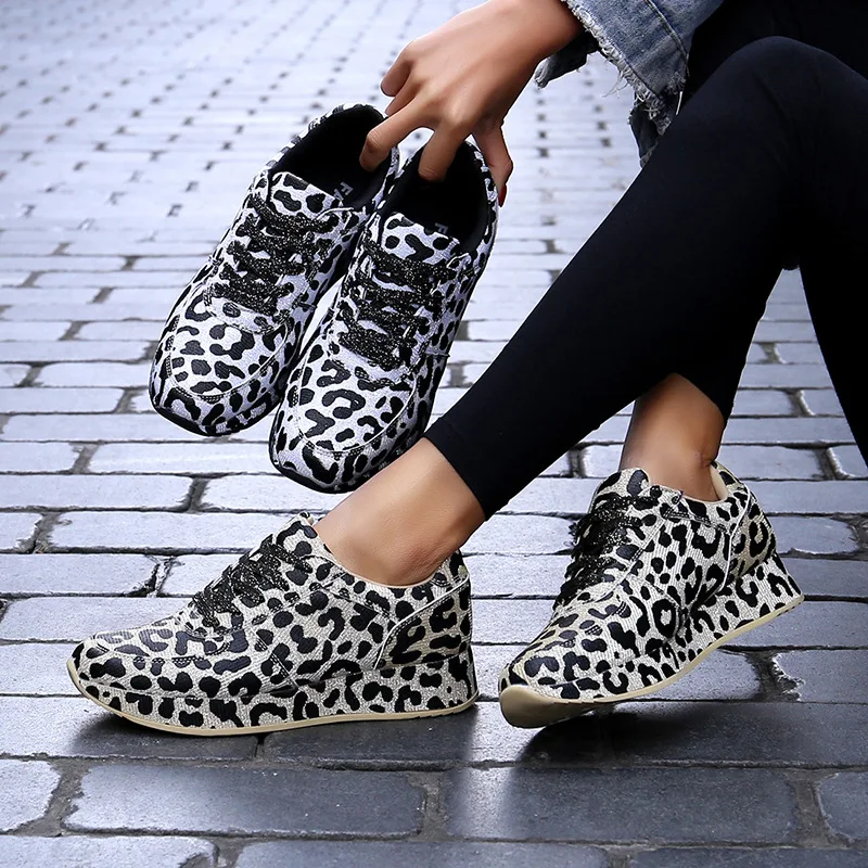 

2019 autumn new fashion simple leopard comfort flat shoes women trend thick sole casual shoes