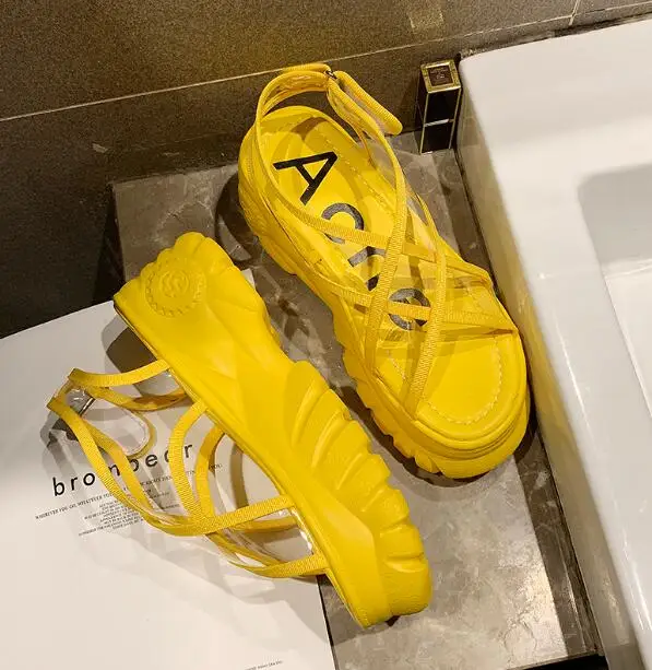 

New Summer Brand Women Transparent Jelly Sneakers Thick High Heels Ladies Platform Designer Casual Hollow Shoes Letters Footwear