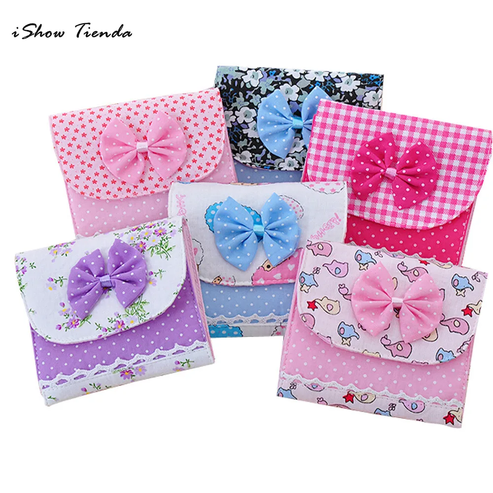 

ISHOWTIENDA New 1PC 10.5*10.5cm Hot Girl Women Travel Cute Fabric Sanitary Napkin Organizer Sanitary Napkins Storage Bag New