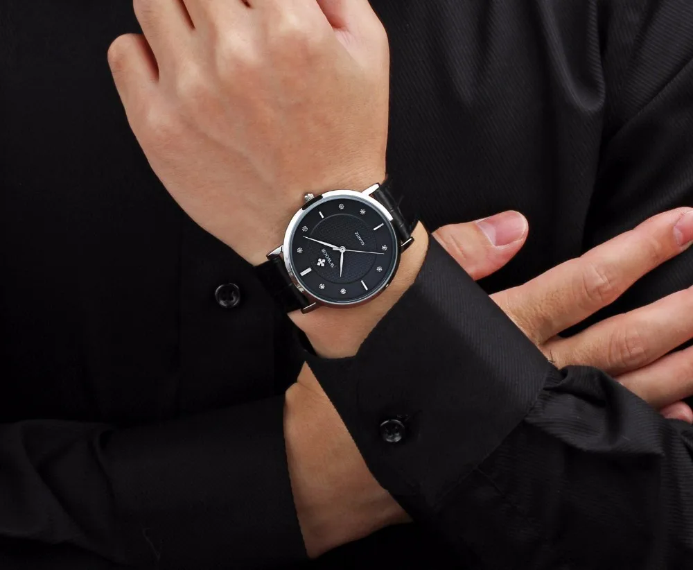 часы yazole 319. модные часы мужские. мужская рука с часами. часы мужские. спортивные часы мужские.