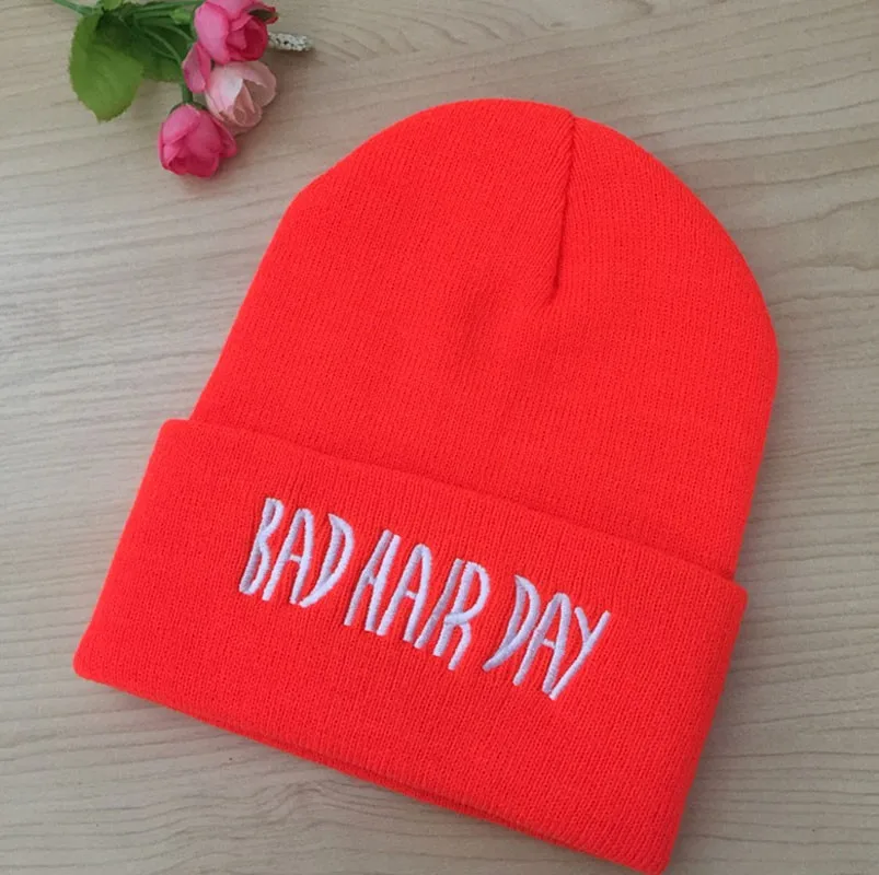 Модные шапки унисекс с надписью «Bad Hair Day», шапки-бини для мужчин и женщин, зимние шерстяные теплые Повседневные вязаные растягивающиеся шапки Skullies