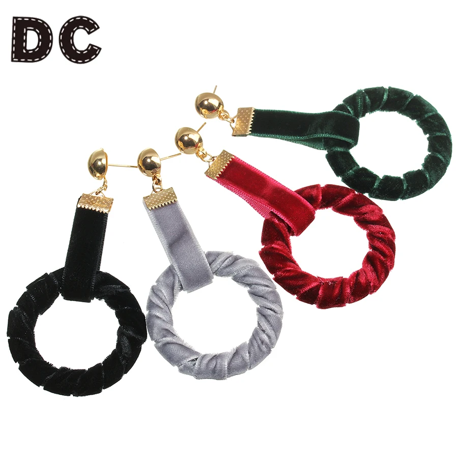 

DC Fashion Black Green Red Grey Hot Pink Velvet Round Earrings Geometric Dangle Drop Earring for Women Lady Jewelry Accessories