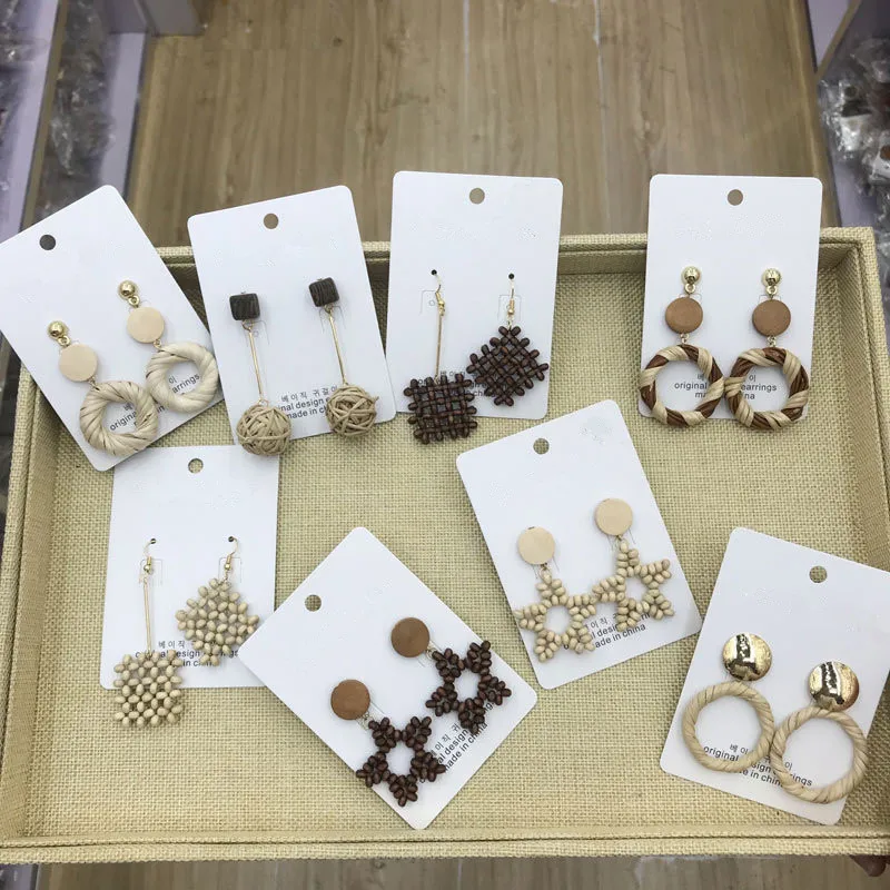 

Bohemian Seed Beaded Charm Wood Earrings Handmade Hollowed Big Circele Rattan Knit Pendientes For Women boucle d'oreille Bijoux