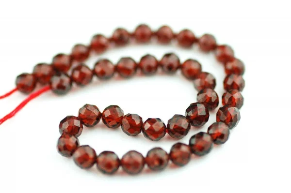 

Faceted Garnet Beads 4.5mm 6.5 inch strand