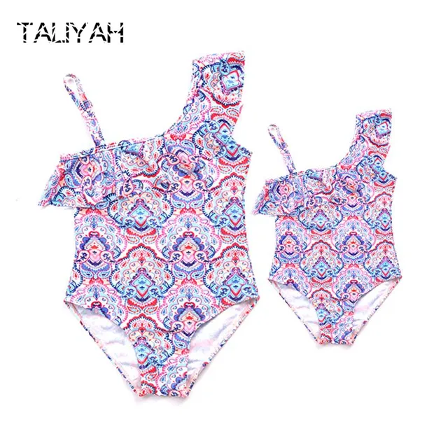 Special Offers 2019 new mother and daughter swimwear one piece swimming suit one shoulder ruffled swimsuits beach wear children's bathing suit 