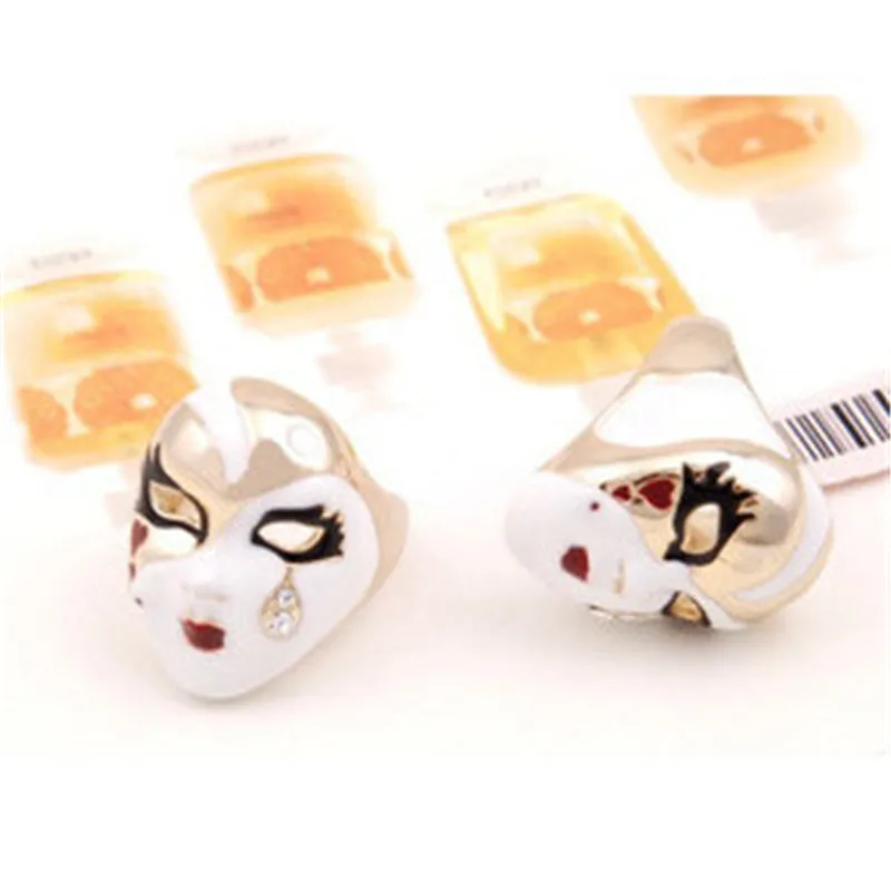 

2019 Fashion Man's Woman's Stainless Steel Jewelry Personality Retro Gothic Peking Opera Face Glazed Ring Exquisite Mask Ring
