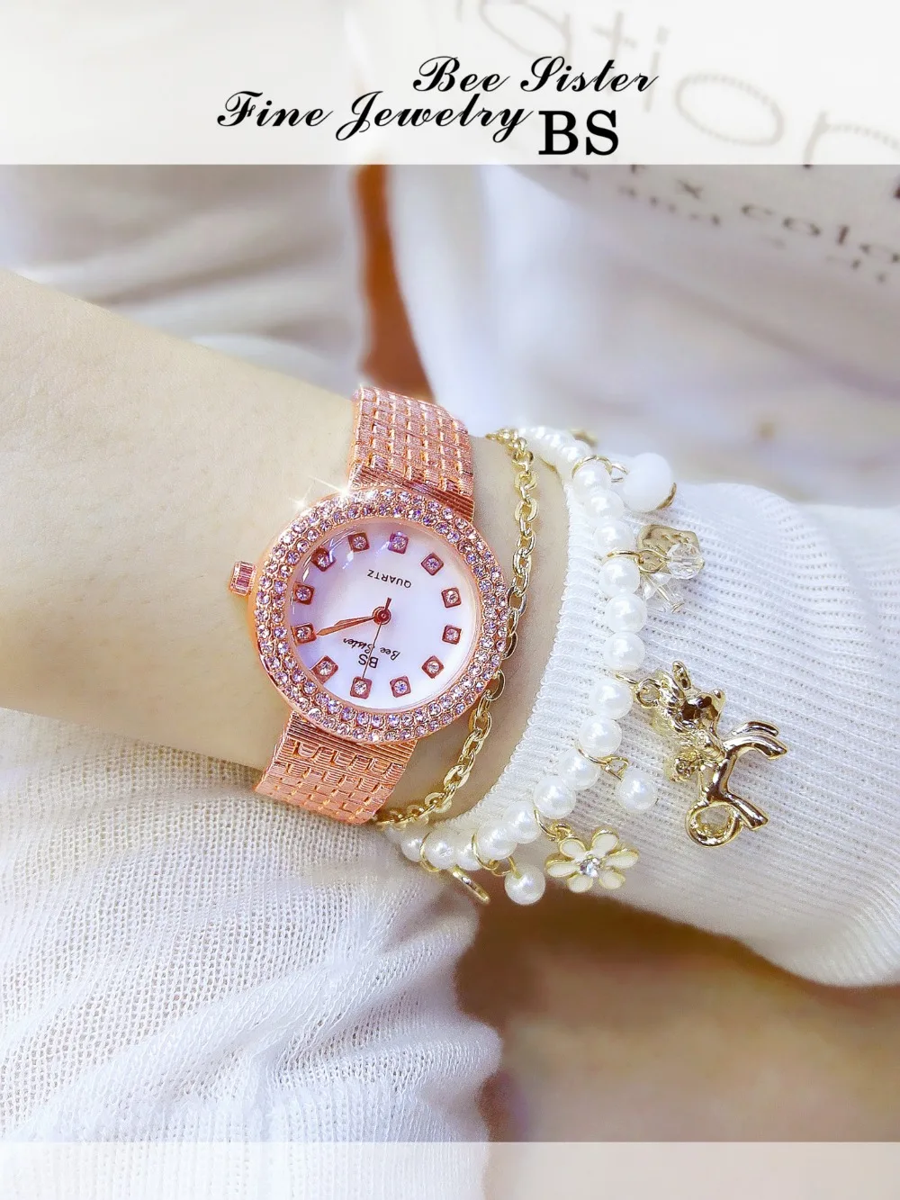 clock women 4