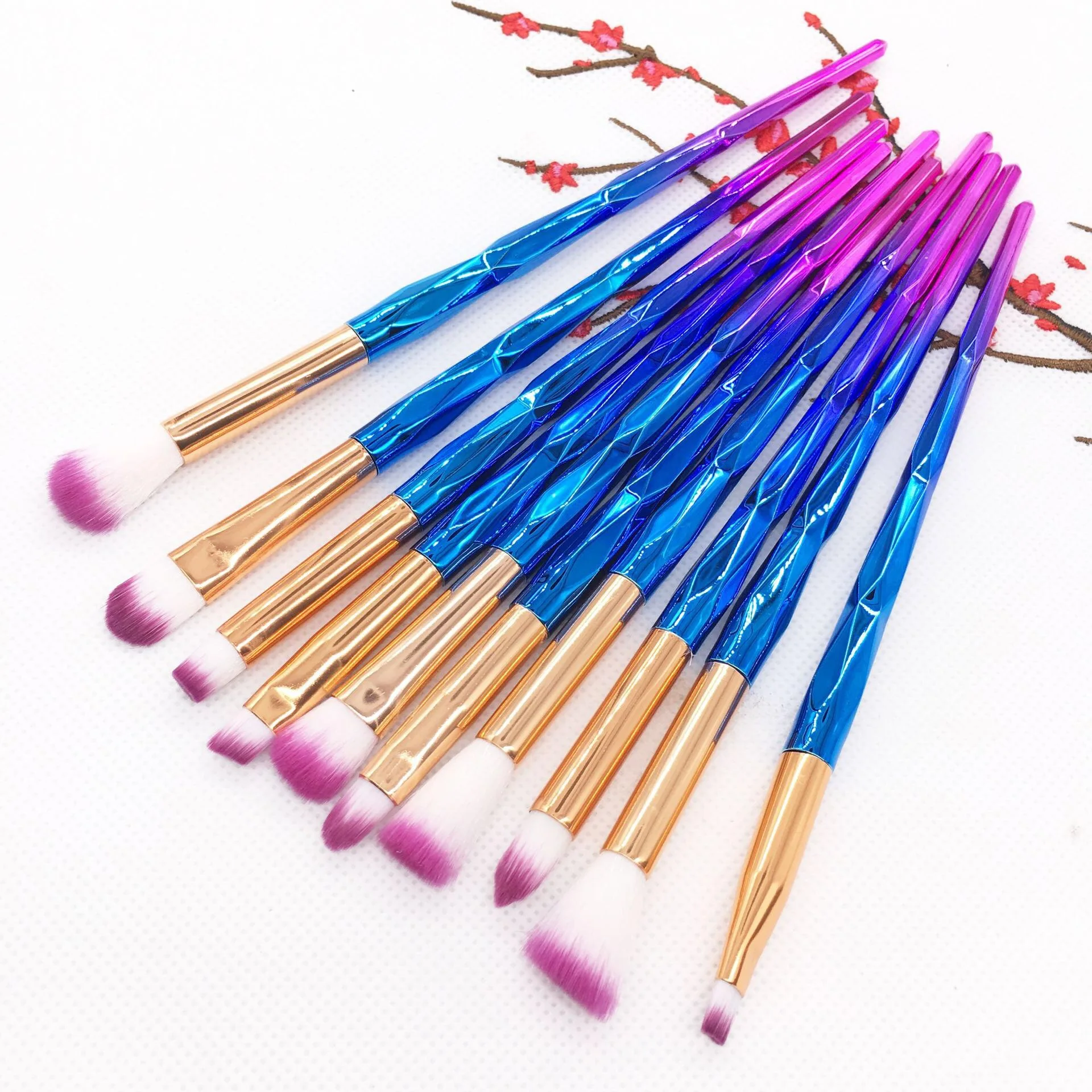 

10 pcs/kits Professional Nylon Makeup Brushes Set Cosmetics Foundation Brush Tools For Face Powder Eye Shadow Eyeliner Lip
