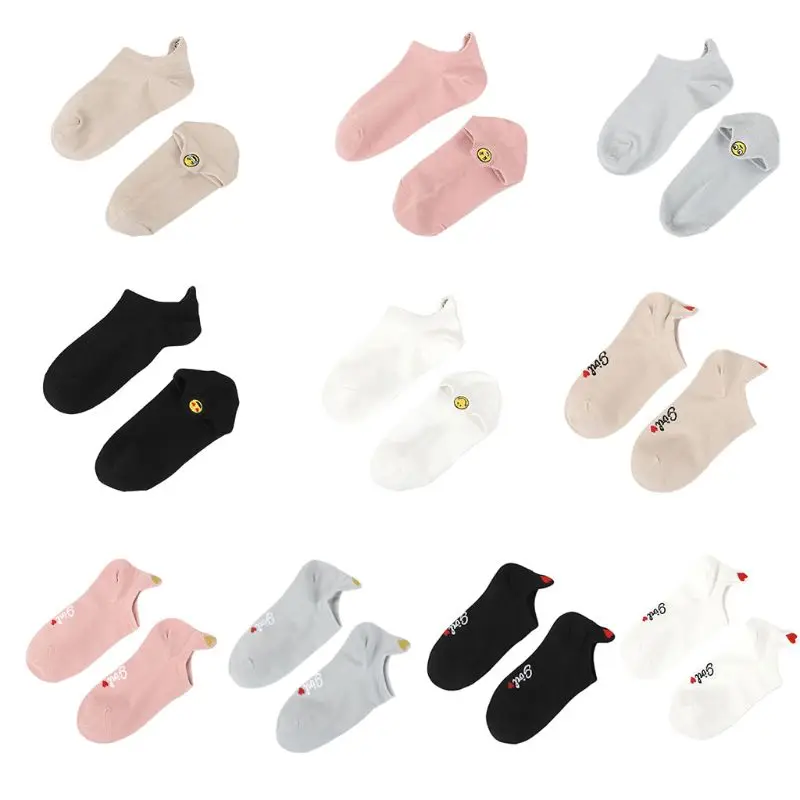 

Women Girls Cute Heart Smile Face Embroidered Ankle Boat Socks Novelty Cartoon Emoji Casual Ribbed Knitted Short Cotton Hosiery