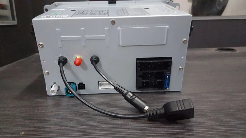 Автомобильный DVD плеер ForPassat/POLO/GOLF/Skoda/Seat с 3G USB GPS BT IPOD FM RDS бесплатной картой