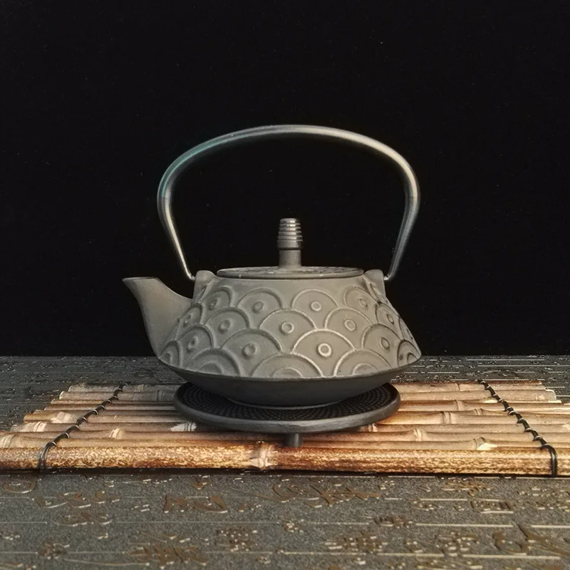 

800ml Large Capacity Cast Iron Teapot Hand Made Chinese Traditional Teapot Hotel Supplies Company Annual Meeting Gift Set