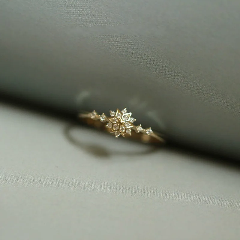 Милые женские кольца со снежинками женские шикарные изящные кольца вечерние кольца Свадебные ювелирные изделия