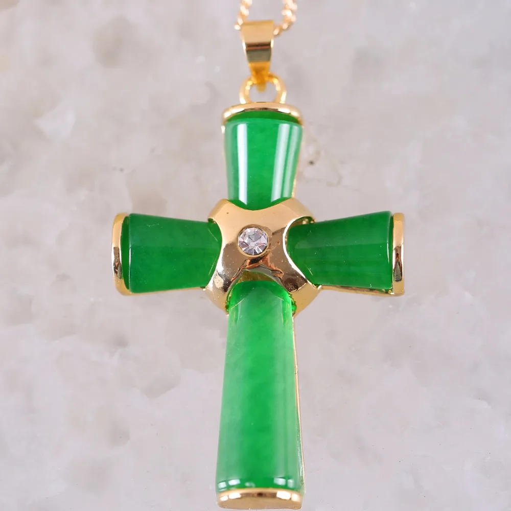

Free Shipping New New without tags Fashion Jewelry 26x38MM Cross Natural Green Jad Pendant with Chain 18inches RK285