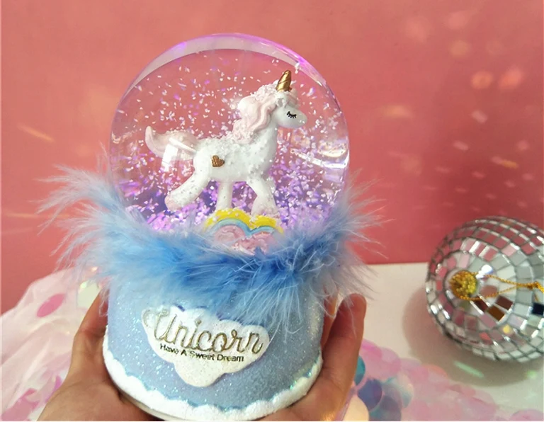 

Creative Soft Girl Heart Snowflake Unicorn Crystal Ball Music Box Glass Snow Globe Decoration Valentine's Day Gift