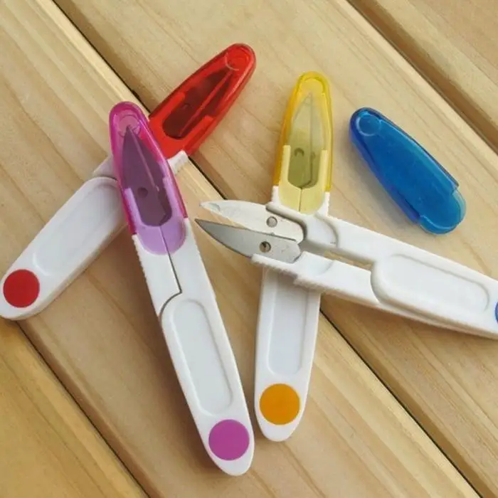 Портативные ножницы для пряжи с защитной крышкой пластиковые ручки портные инструменты для вышивки Вспарыватель ножницы для вышивки крестом TN88