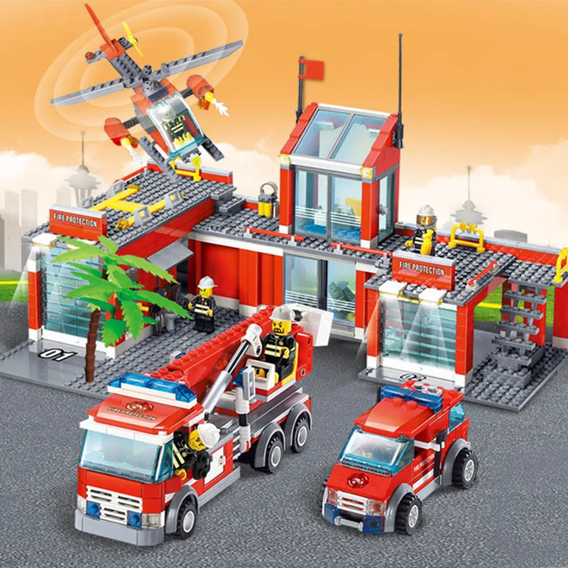 

hot 774Pcs City Fire Station Truck Helicopter Firefighter Minis Building Blocks Bricks Toys Brinquedos Toys For Children Legoing